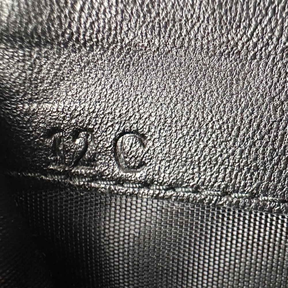 AUTHENTIC Prada Zip Around wallet. Bow details. Black. - Picture 15 of 16